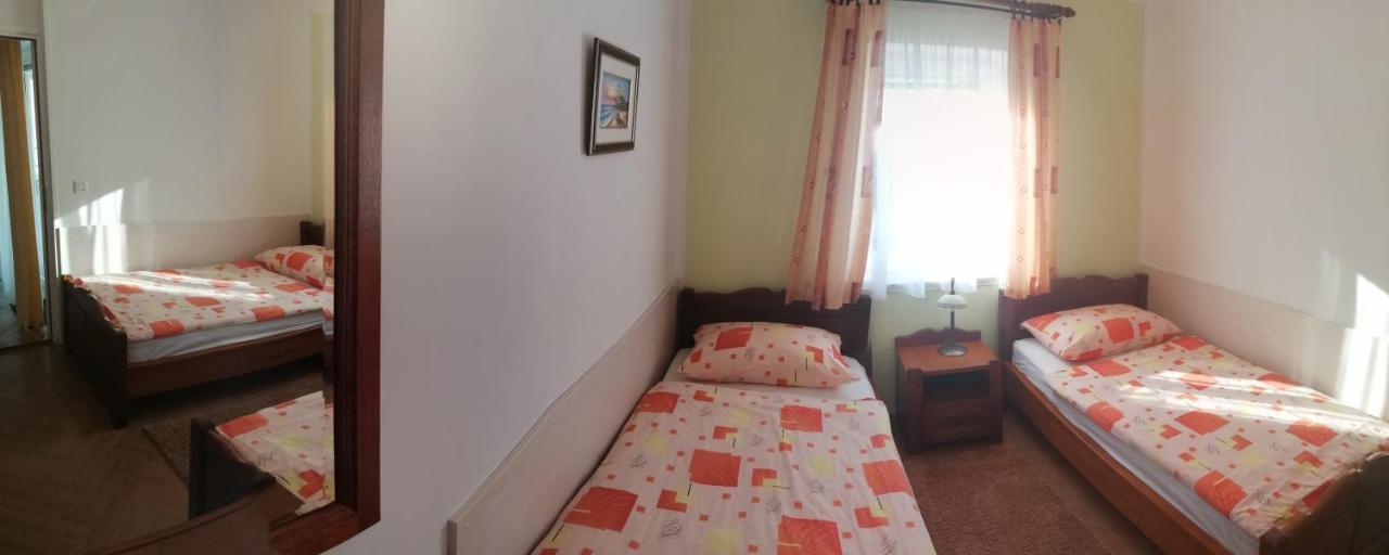 Apartments Tina Πούλα Εξωτερικό φωτογραφία