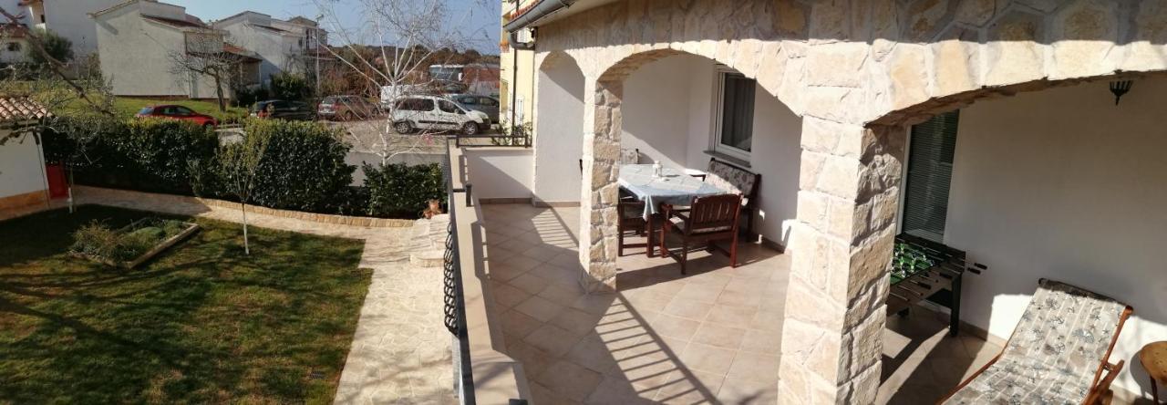 Apartments Tina Πούλα Εξωτερικό φωτογραφία