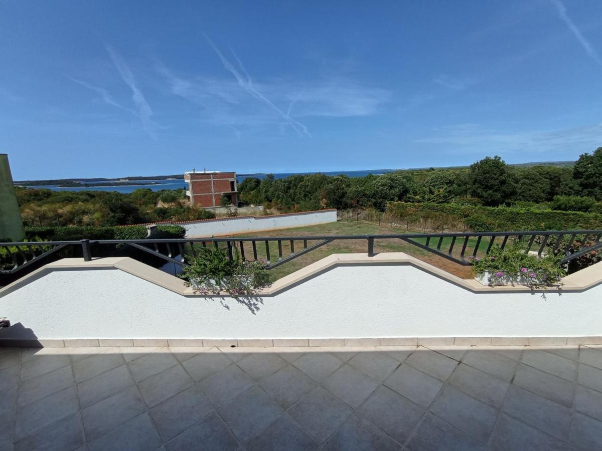 Apartments Tina Πούλα Εξωτερικό φωτογραφία