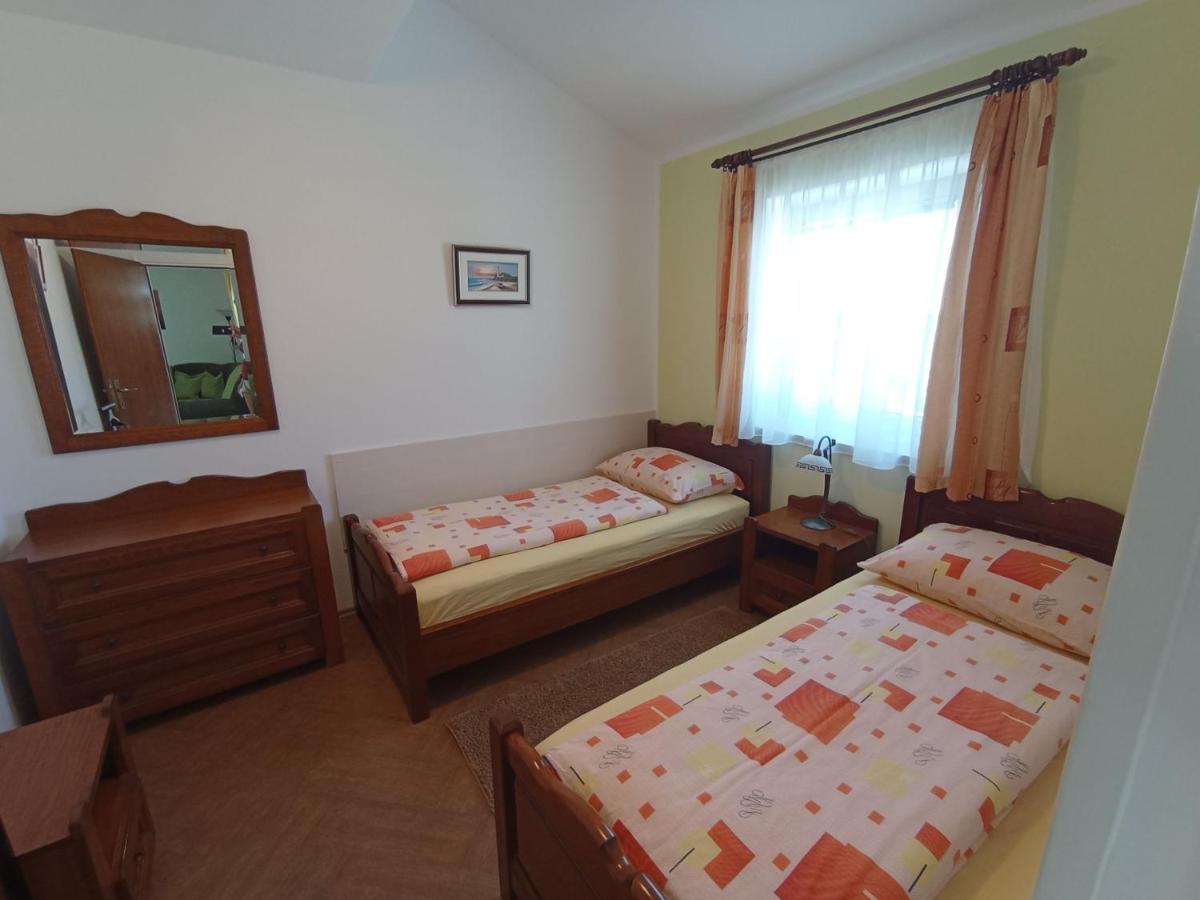 Apartments Tina Πούλα Εξωτερικό φωτογραφία